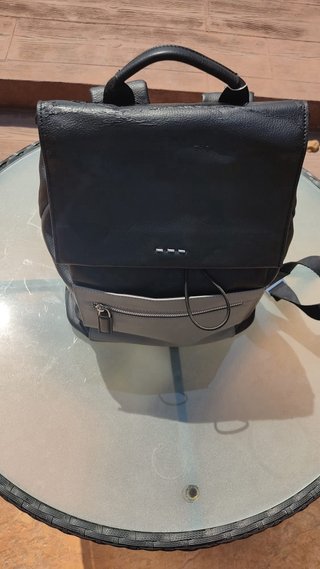 Mochila polipiel negra