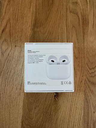 Apple AirPods 3ª Gen con Estuche Carga