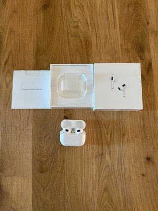 Apple AirPods 3ª Gen con Estuche Carga