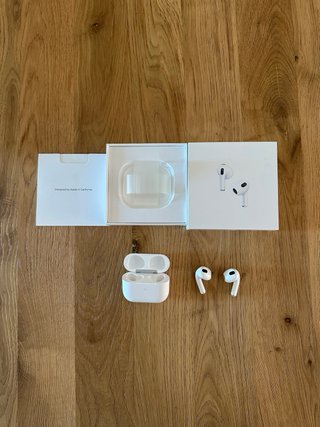Apple AirPods 3ª Gen con Estuche Carga