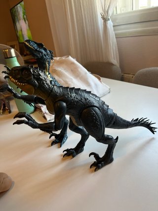 Jurassic World Indominus Rex + Indoraptor