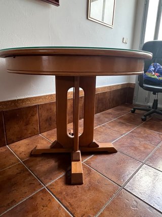 Mesa redonda de madera extendible con cristal
