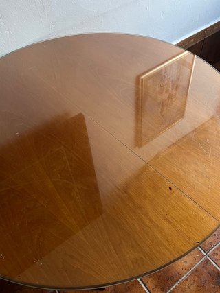 Mesa redonda de madera extendible con cristal