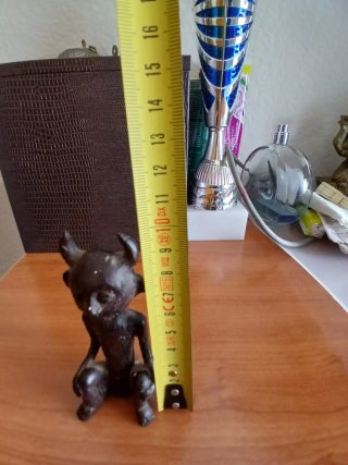 Figura demoníaca africana antigua