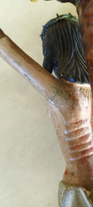 Figura religiosa crucifijo INRI