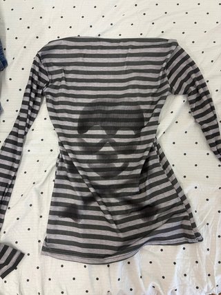 Camiseta Rayas Calavera Manga Larga