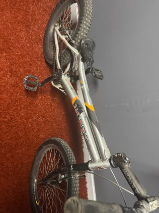 Bici Monty Alp 219 sin usar