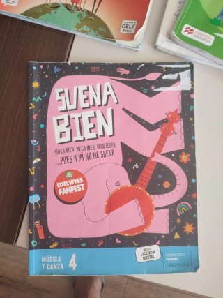 Libros de texto. 4° de primaria.