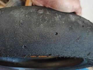 Neumático slick Pirelli superbike