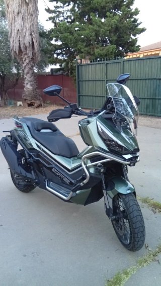 Zontes 368G Maxi Scooter Seminueva 4000km