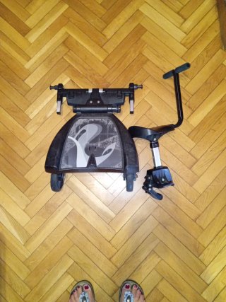 Patinete para silla de paseo con asiento