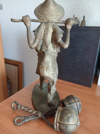 Figura Africana Bronce Hombre Carga