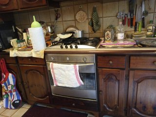 Cucina in legno massiccio anni '70