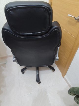 Silla de estudio cómoda como nueva