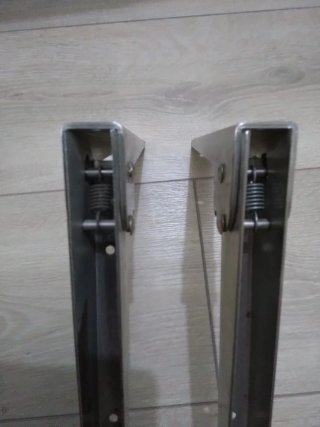 Escuadras metálicas