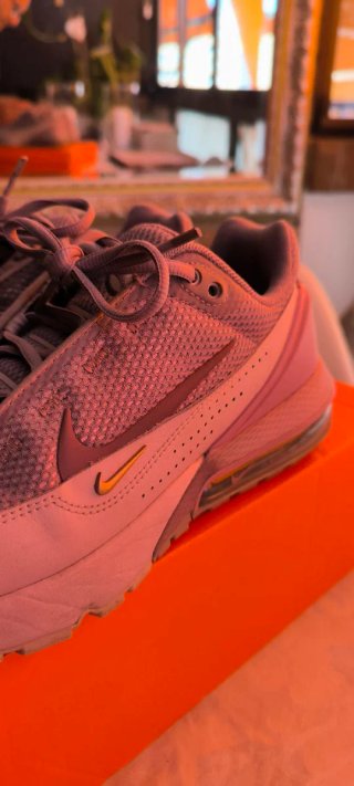 Zapatillas Nike Air Max Pulse Morado.