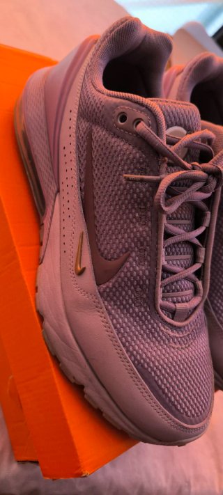 Zapatillas Nike Air Max Pulse Morado.