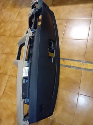 Salpicadero BMW E90/E91/E92/E93 Negro/Beige