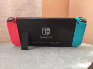 Nintendo Switch + Zelda BOTW Azul y Rojo