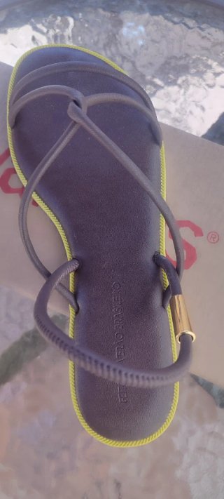 Sandalias Havaianas Marrón y Amarillo