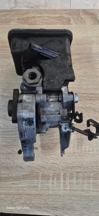 Bomba dirección BMW E46 330d 184cv