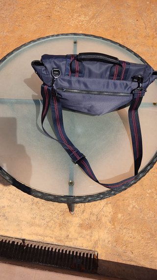 Mochila Urbana Revivo Azul y Negra