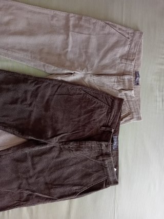 Pantalones chico beige y marrón