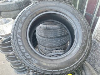 245 65 R17 105s M+S Goodyear - 1 neumático sin uso