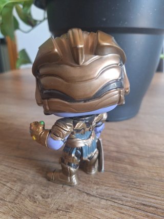 Funko Pop Thanos sin caja