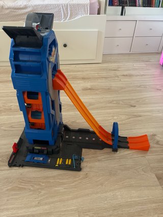 Mega Garaje Hot Wheels
