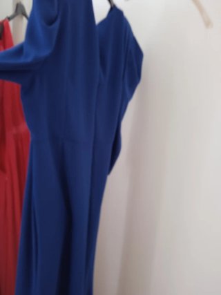Vestido largo coral con flor hay talla 42