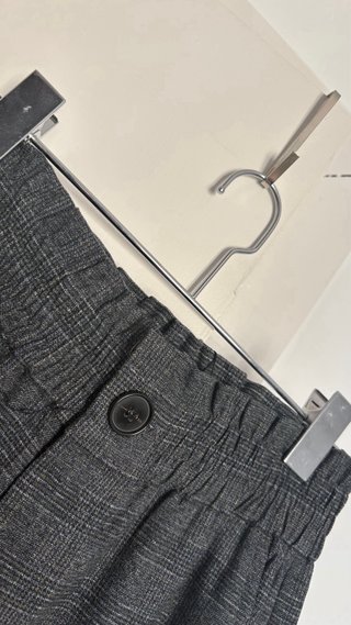 Pantalón jogger gris Zara
