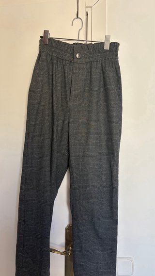 Pantalón jogger gris Zara