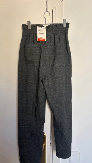 Pantalón jogger gris Zara