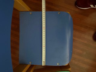 Sillas infantiles de madera (2 unidades)