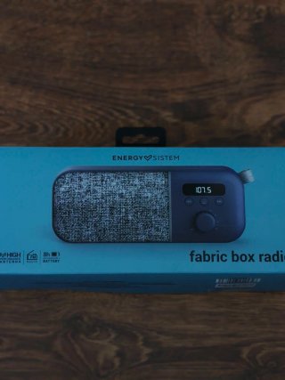 Radio FM Portátil Recargable Navy