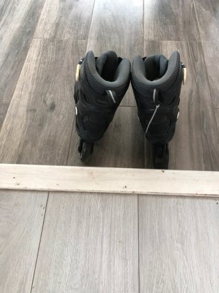 Patines en línea T.39 + Kit Protecciones