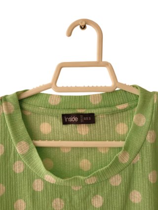 Camiseta verde lunares Inside Talla S