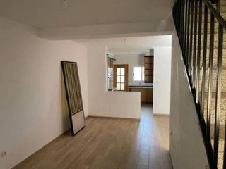 Piso en venta en Elche de la Sierra