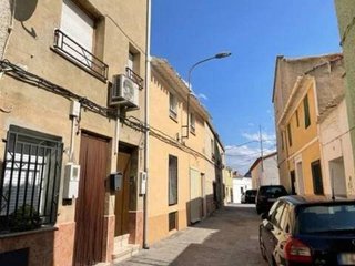 Piso en venta en Elche de la Sierra