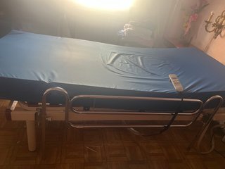 Cama ortopédica con elevación