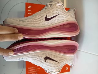 Nike Vomero Plus Talla 42 Morado