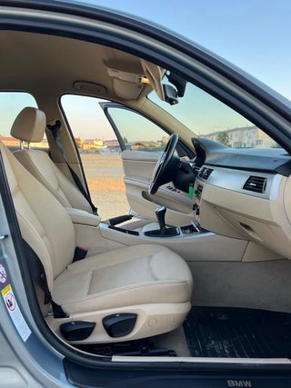 BMW E90 318i NACIONAL MANUAL