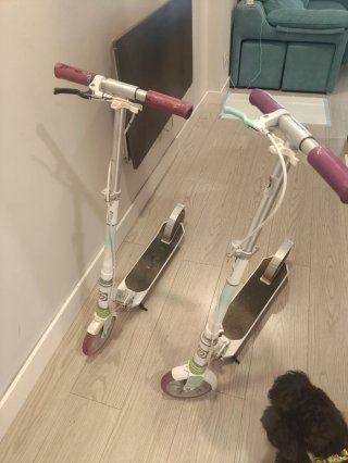 Dos Patinetes Oxelo Decathlon