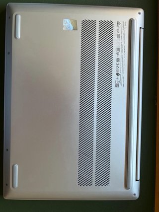 Lenovo IdeaPad Slim 5 14IAH8 Plata