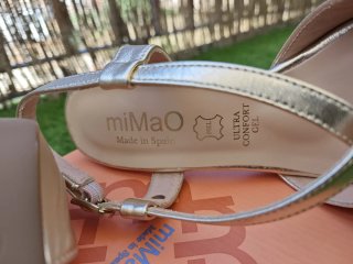 Sandalias miMaO Judith Oro Talla 37