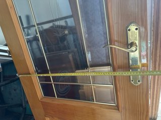 Puerta madera maciza con cristal
