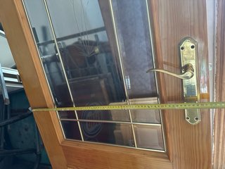 Puerta madera maciza con cristal