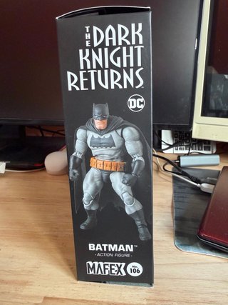 Figura Batman MAFEX 106 The Dark Knight Returns