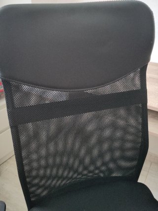 URGE VENTA POR TRASLADO - Silla de oficina negra